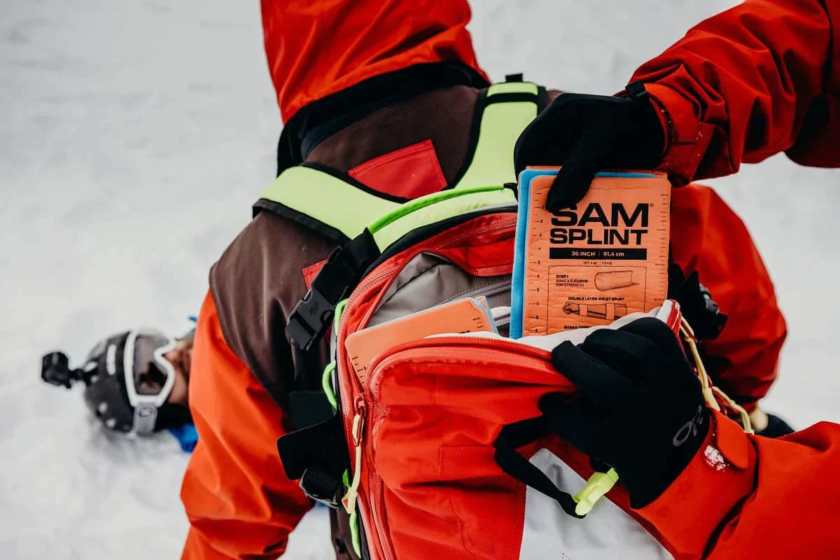 SAM Splint – formbar spjäla 45 cm (18ʺ), orange/blå